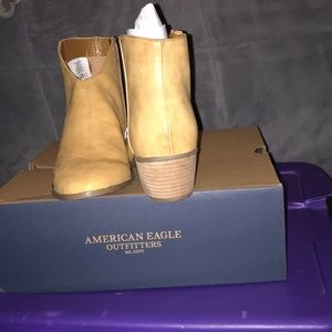 American eagle booties